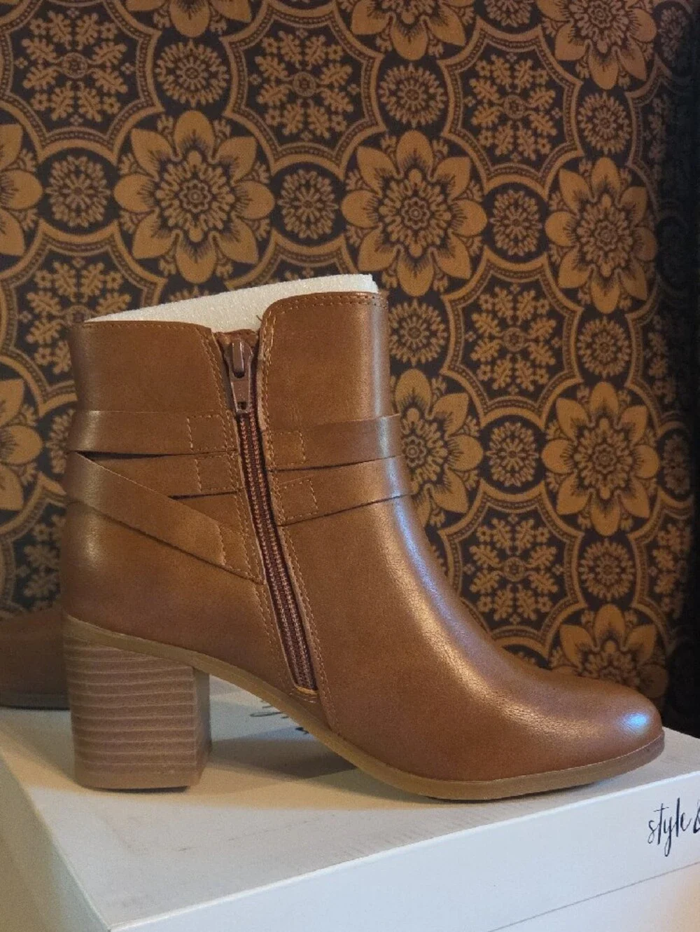 Style & Co. Women's Brown Ankle Boots Size 7
